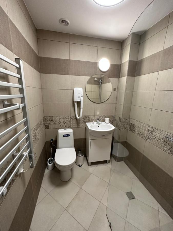 Хотел Аврора Haskovo Ngoại thất bức ảnh