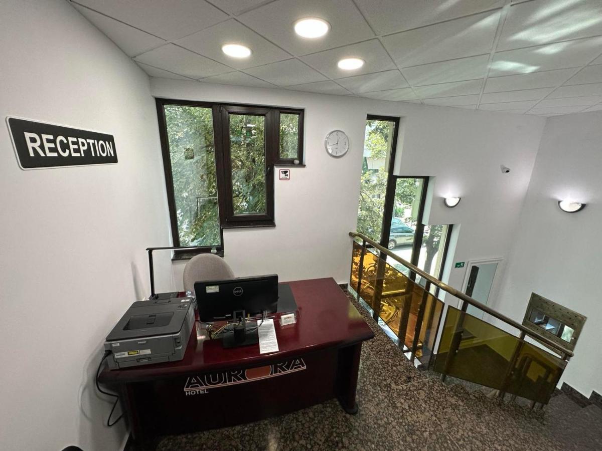 Хотел Аврора Haskovo Ngoại thất bức ảnh